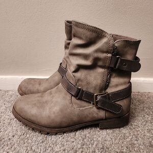 Women's Grey/ Taupe Buckle Boots